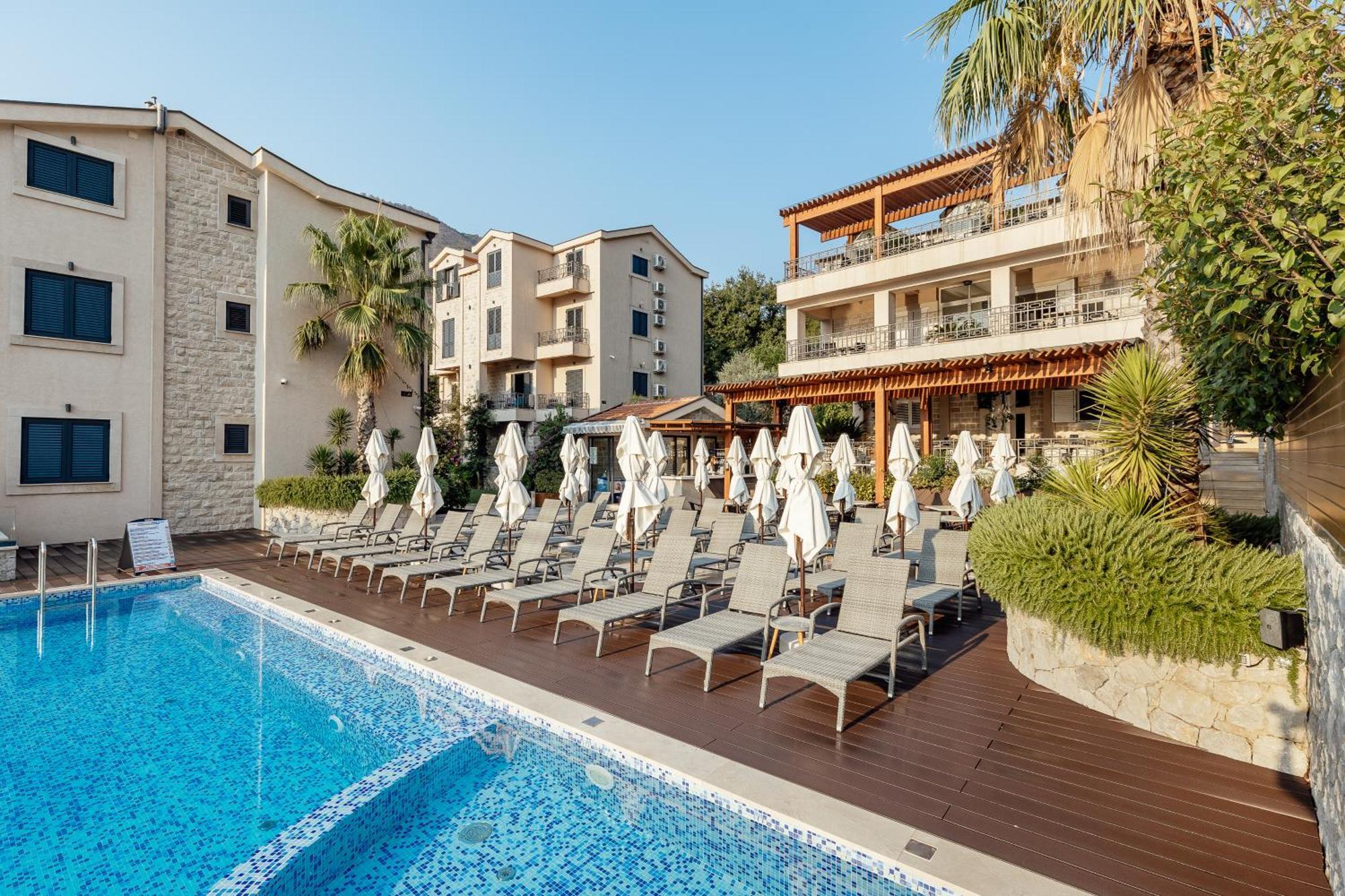 Bellezza Resort & Spa Kotor Exterior foto