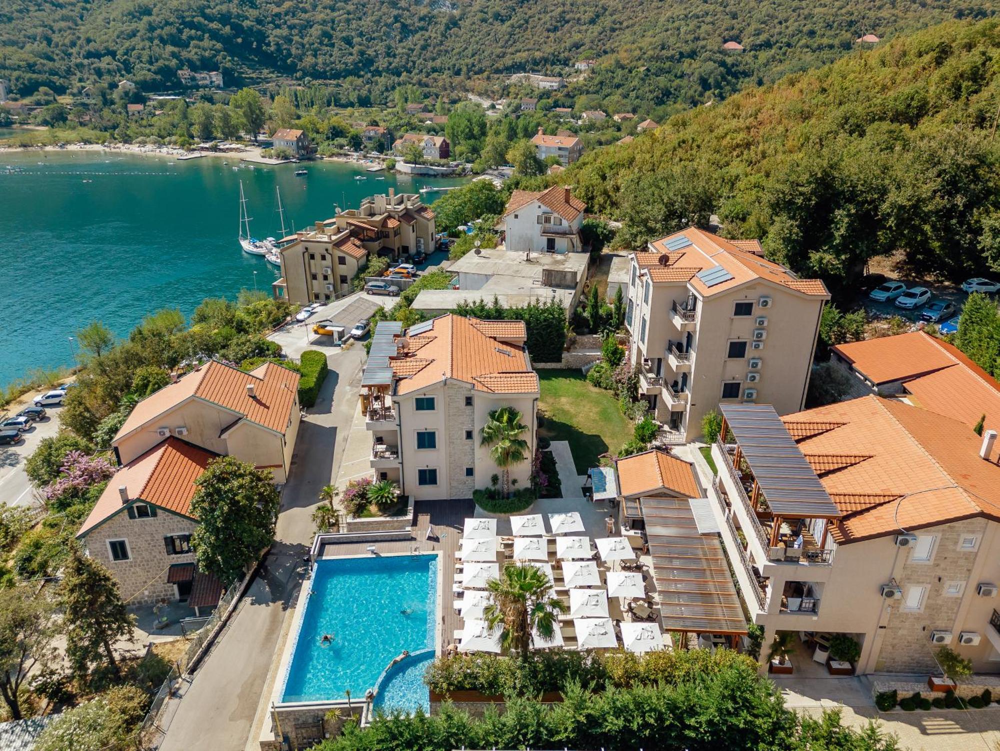 Bellezza Resort & Spa Kotor Exterior foto